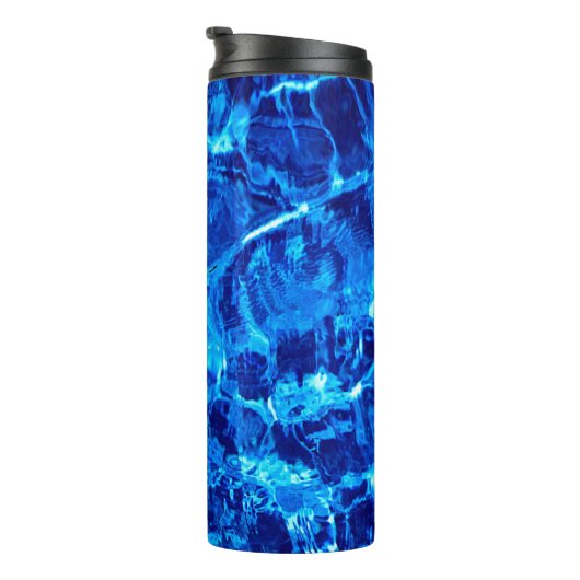 Hellblauer Hintergrund Thermosbecher (Nach rechts gedreht)