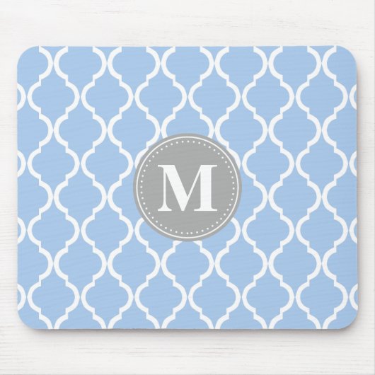 Hellblauer marokkanischer Gittergrau Monogram Mousepad (Vorne)