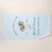 Hellblauer Palmenbaum Moderne Hütte am Meer Strandtuch (Vorderseite)