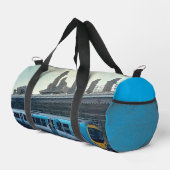 Hellblauer und gelber Zug Duffle Bag (Rechte Ecke)