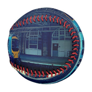 Hellblauer Zug Baseball
