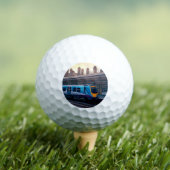 Hellblauer Zug Golfball (Insitu T-Shirt)