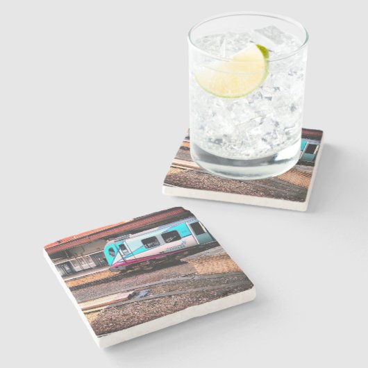 Hellblauer Zug Steinuntersetzer (Seitenansicht)