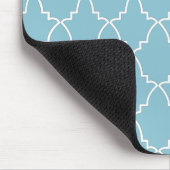 Hellblaues marokkanisches Gittermuster Mousepad (Ecke)