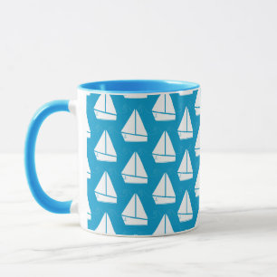 Hellblaues Segelboot-Muster Tasse