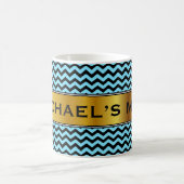 Hellblaues u. schwarzes Wellen-Muster + Name-Tasse Kaffeetasse (Mittel)