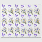 Hellblaues und Lavendel-Blumengeschenk Geschenkpapier (Flach)
