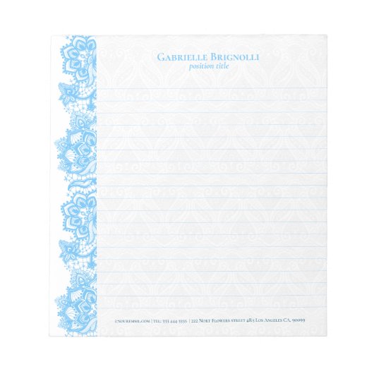 Hellblaues Vintages, blumengeschmücktes Notizblock (Vorderseite)