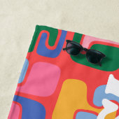 Helle Abstrakte Formen Personalisierter Name Strandtuch (Beispiel)