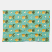 Helle Ananas auf geometrischem Muster Küchentuch (Horizontal)