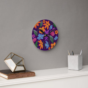 Helle Aquarell-Blumenmuster Botanik-Ästhetik Runde Wanduhr
