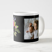 Helle Blumenrahmen mit Foto Müttern Tag Jumbo-Tasse (Vorderseite Rechts)