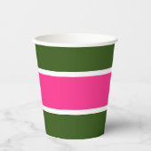 Helle, cremefarbene Streifen auf den grünen Wälder Pappbecher (Vorderseite)