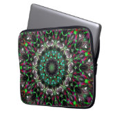 Helle Farbe im Dunkeln im Kaleidoskop im Medaillon Laptopschutzhülle (Vorderseite Links)