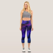 Helle farbenfrohe Galaxie Capri Leggings (Vorderseite)