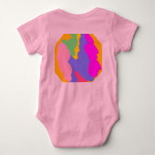 Helle Farbgestaltung mit Gedicht im Herzen Baby Strampler (Rückseite)