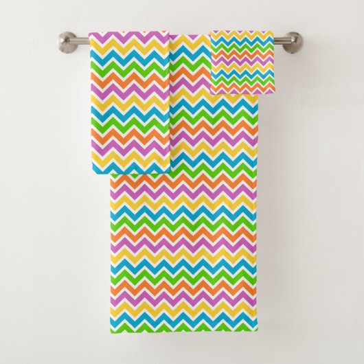 Helle Farbige Regenbogen-Chevron-Muster Badhandtuch Set (Insitu)
