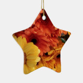 Helle Gerbera-Blume, Orangengelb, Flora Keramikornament (Rechts)