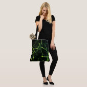 Helle grüne Marmor Tasche (Am Model)