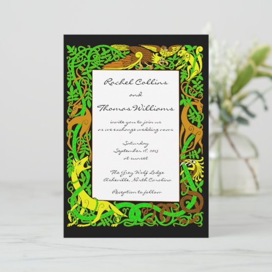 Helle Grüntöne Celtic Animals Hochzeitsfeier Einladung (Stehend Vorderseite)