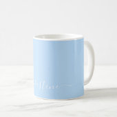 Helle hellblaue Minimalistische moderne Bezeichnun Kaffeetasse (VorderseiteRechts)
