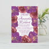 Helle Lila und Red Summer Spring Floral Wedding Einladung (Stehend Vorderseite)