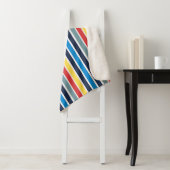 Helle, mehrfarbige vertikale Streifen. Sherpadecke (Beispiel)