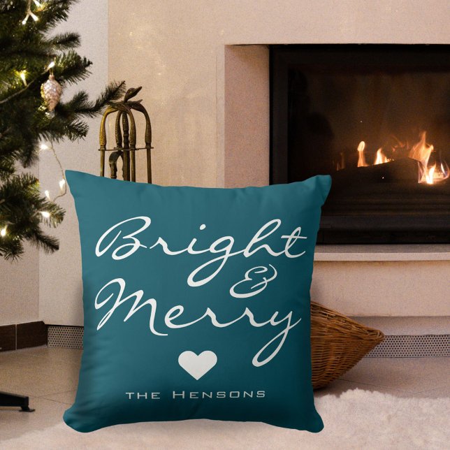 Helle Merry Script Heart Familienname Weihnachten Kissen (Von Creator hochgeladen)