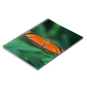 Helle Orange und schwarze Schmetterlinge auf der l Notizblock (Linke Seite)