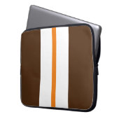 Helle, orange weiße Streifen auf Kakaobraun Laptopschutzhülle (Vorderseite Links)