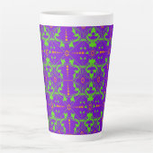 Helle orangefarbene und hellgrüne Ornamente auf Li Milchtasse (Vorderseite)