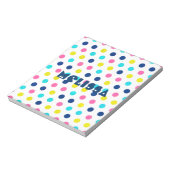 Helle Pastel Polka Dots mit personalisiertem Namen Notizblock (Rotiert)