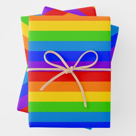 Helle Rainbow Stripes Diagonal Geschenkpapier Set (Beispiel)