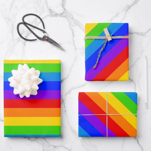 Helle Rainbow Stripes Diagonal Geschenkpapier Set (Vorderseite)