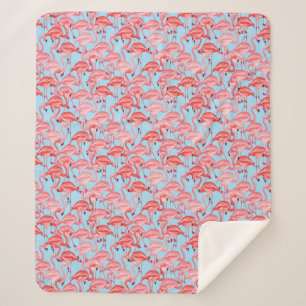 Helle rosa Flamingos auf Blau Sherpadecke