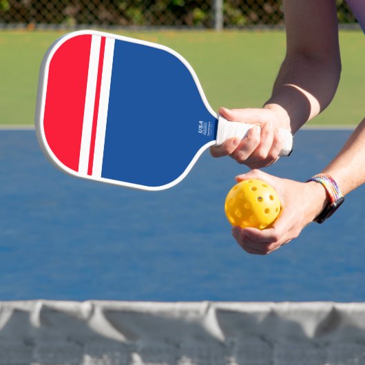 Helle rote Cap Deep Blue Zwei Top White Strips Pickleball Schläger (InSitu)