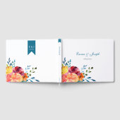 Helle Sommerhitze mit türkisfarbenem Blumendach Gästebuch (Voll)