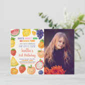 Helle tropische Früchte zum Geburtstag Einladung (Stehend Vorderseite)