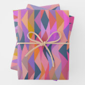 Helle und fette Abstrakte Dreiecke in lebhafter Fa Geschenkpapier Set (Beispiel)