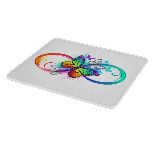 Helle Unendlichkeit mit Regenbogenschmetterling Schneidebrett (Ecke)