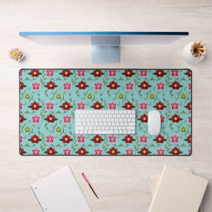 Hellebore Floral Pattern on Bright Blue Schreibtischunterlage