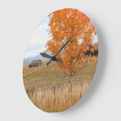 Heller Oktober  Große Wanduhr (Winkel)