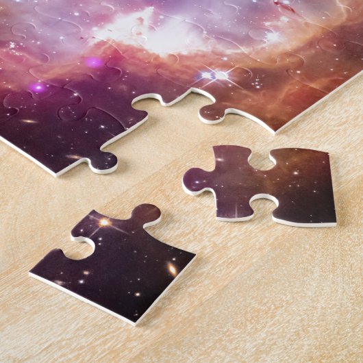 Heller Raum des Nebelflecks hat coolen Puzzle (Seite)