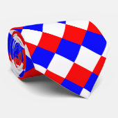 Heller roter weißer und blauer Diamant quadriert Krawatte (Gerollt)