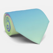 Heller Verlauf. Krawatte (Gerollt)