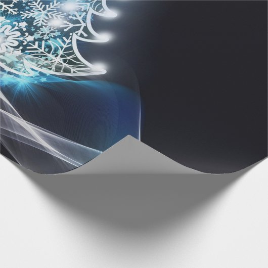 Heller Weihnachtsbaum, weiße Schneeflocken, Blaue Geschenkpapier (Ecke)