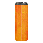 Helles, abstraktes Mosaik-Orange-Hintergrund mit G Thermosbecher (Rückseite)