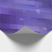 Helles abstraktes Mosaikviolett mit Glos Geschenkpapier (Ecke)