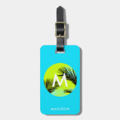Helles Aqua Blue mit Tropical Palm Trees Monogram Gepäckanhänger (Vorderseite vertikal)