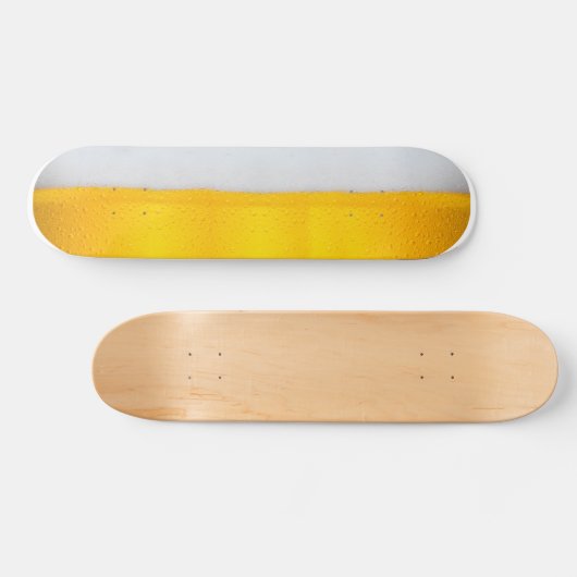 Helles Bier mit Schaum Skateboard (Horizontal)